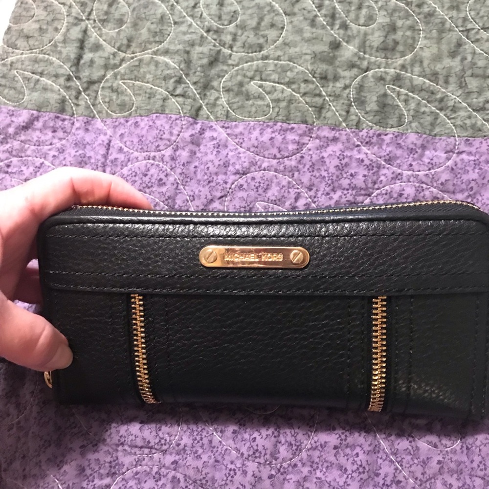 Michael Kors black leather wallet